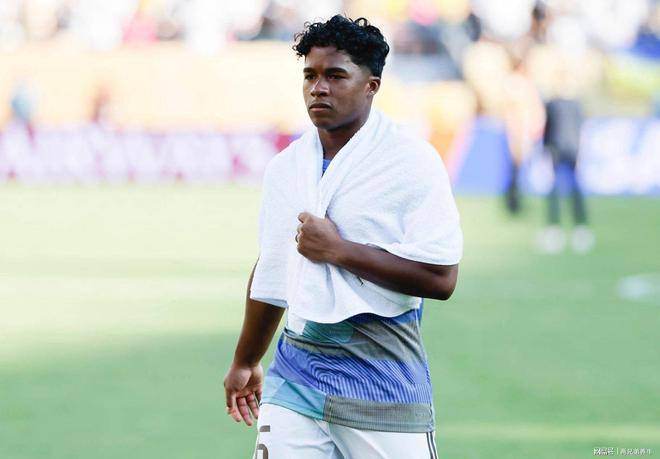 巴萨计划引进二前锋，里昂租借恩德里克，尤文教练确定